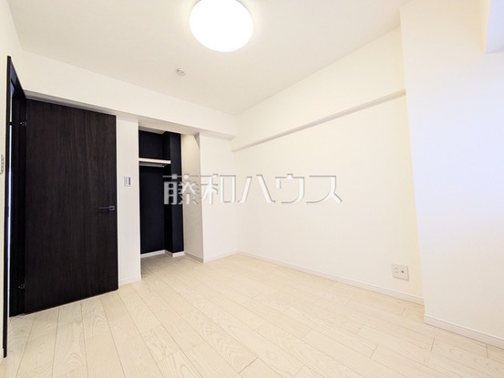 apartment 東京都調布市国領町１丁目-22-13ムサシヤビル1F