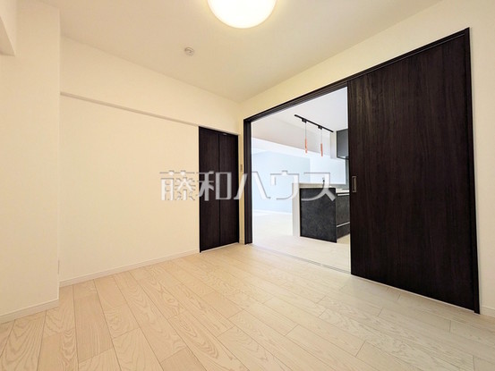 apartment 東京都調布市国領町１丁目-22-13ムサシヤビル1F