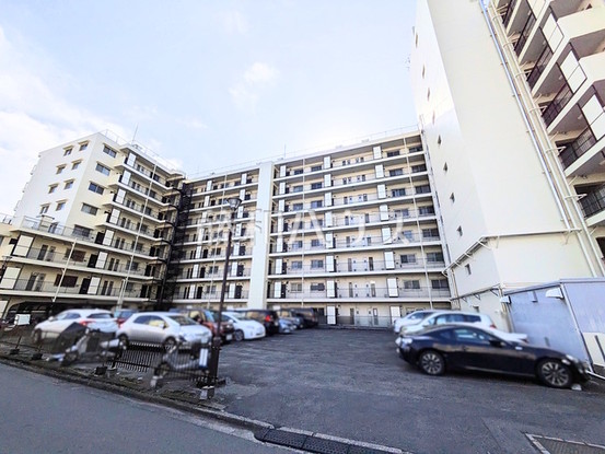 apartment 東京都調布市国領町１丁目-22-13ムサシヤビル1F