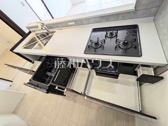 apartment 東京都調布市国領町１丁目-22-13ムサシヤビル1F