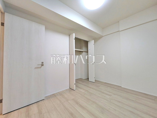 apartment 東京都調布市国領町１丁目-22-13ムサシヤビル1F