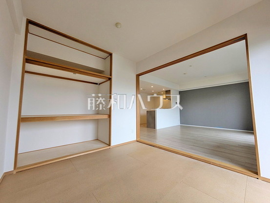 apartment 東京都調布市国領町１丁目-22-13ムサシヤビル1F