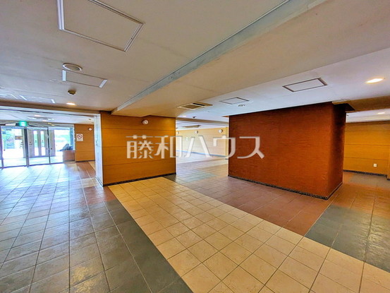 apartment 東京都調布市国領町１丁目-22-13ムサシヤビル1F