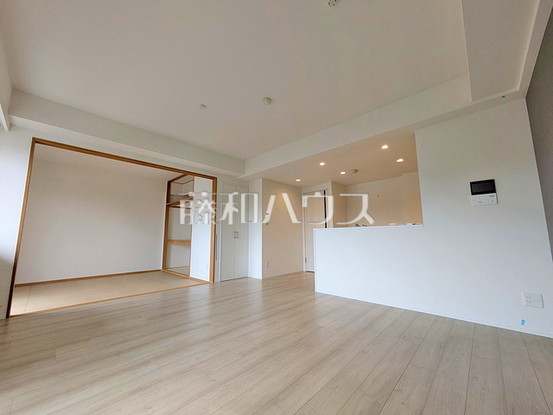 apartment 東京都調布市国領町１丁目-22-13ムサシヤビル1F