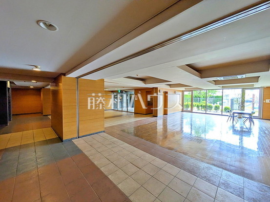 apartment 東京都調布市国領町１丁目-22-13ムサシヤビル1F