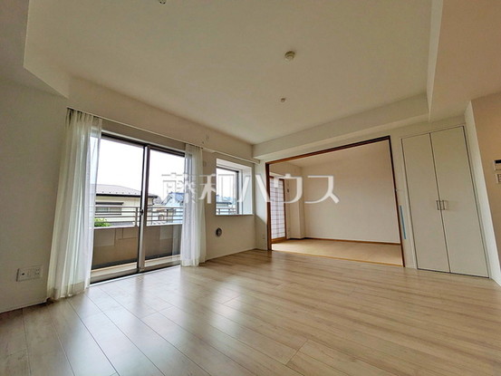 apartment 東京都調布市国領町１丁目-22-13ムサシヤビル1F