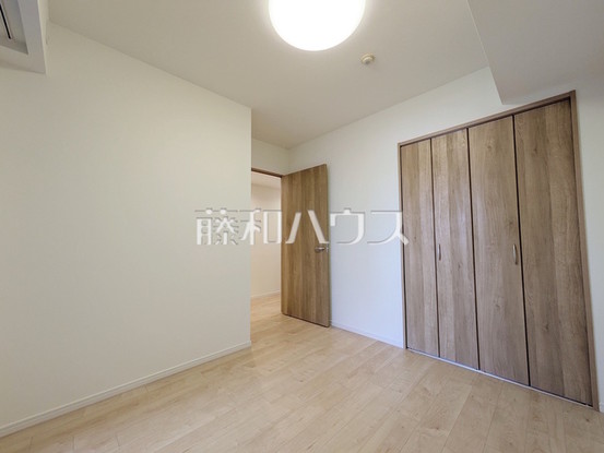 apartment 東京都調布市国領町１丁目-22-13ムサシヤビル1F