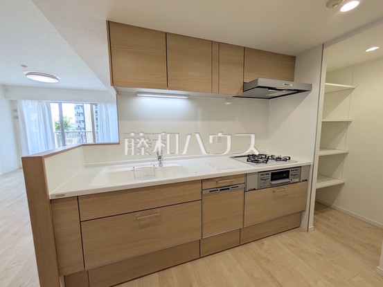 apartment 東京都調布市国領町１丁目-22-13ムサシヤビル1F