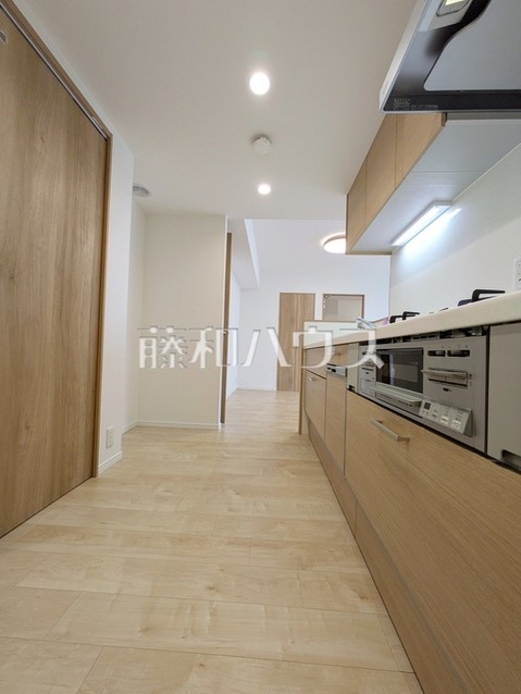 apartment 東京都調布市国領町１丁目-22-13ムサシヤビル1F