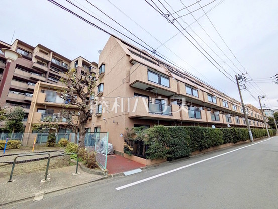 apartment 東京都調布市国領町１丁目-22-13ムサシヤビル1F