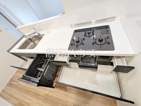 apartment 東京都調布市国領町１丁目-22-13ムサシヤビル1F