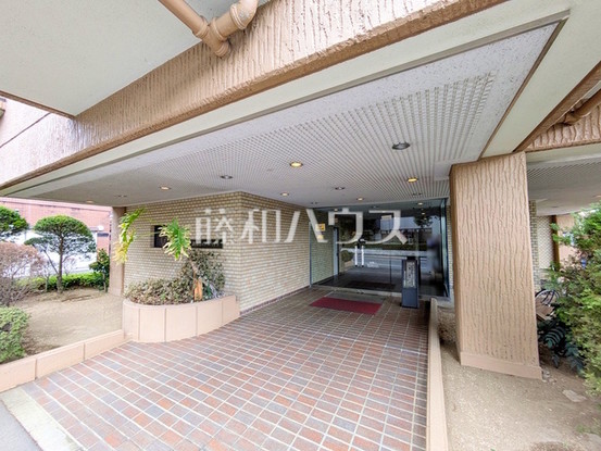 apartment 東京都調布市国領町１丁目-22-13ムサシヤビル1F