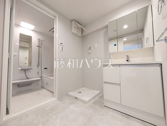 apartment 東京都調布市国領町１丁目-22-13ムサシヤビル1F