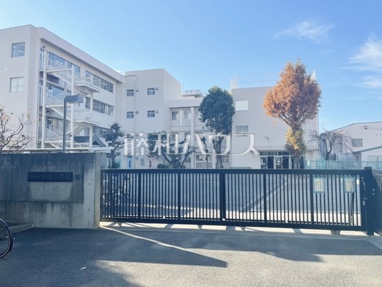 detached 東京都調布市国領町１丁目-22-13ムサシヤビル1F