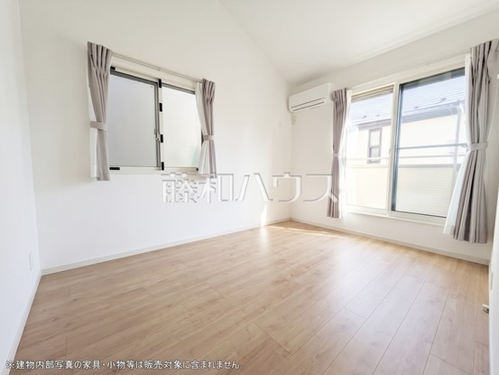 detached 東京都調布市国領町１丁目-22-13ムサシヤビル1F