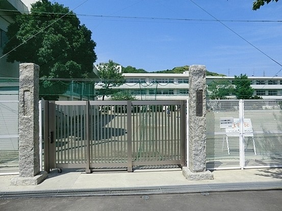 apartment 神奈川県横浜市西区北幸２丁目15-1　東武横浜第２ビル１Ｆ