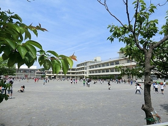 apartment 神奈川県横浜市西区北幸２丁目15-1　東武横浜第２ビル１Ｆ