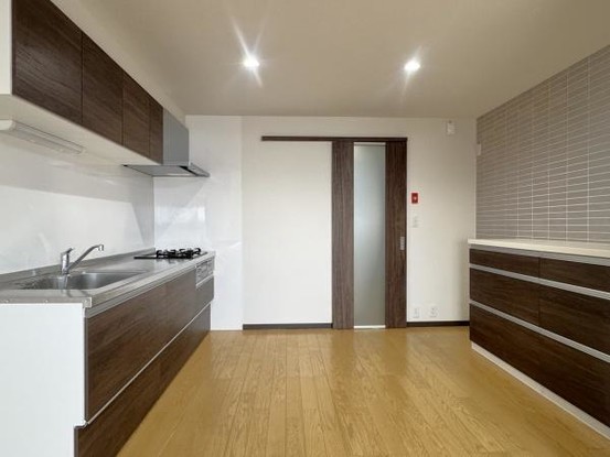 apartment 千葉県佐倉市表町１丁目3-3　null