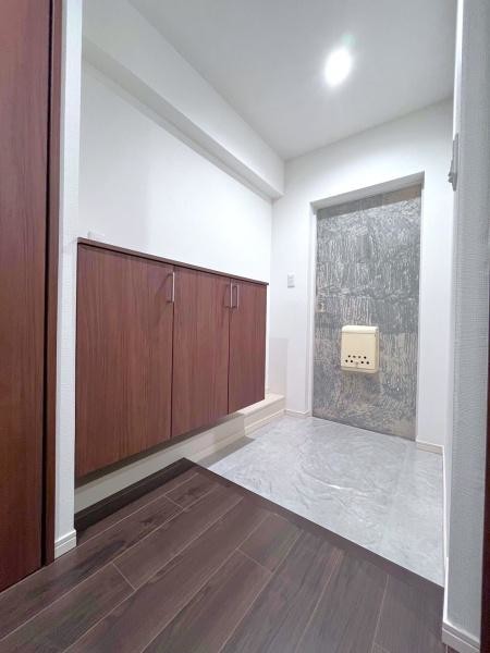 apartment 神奈川県横浜市西区南幸２丁目11-1　横浜エム・エスビル