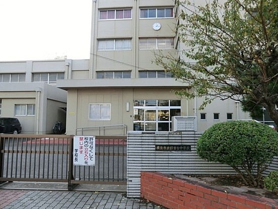 townhouse 神奈川県横浜市西区南幸２丁目11番1号　横浜エム・エスビル ２階