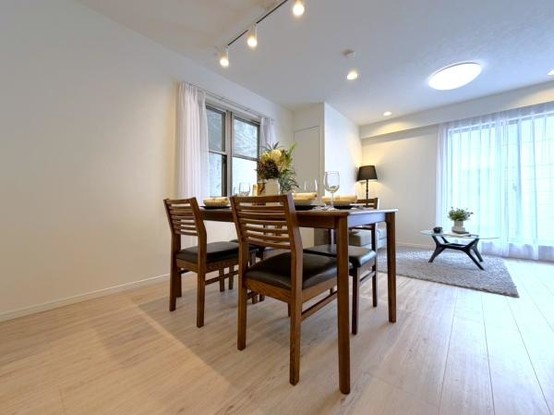 townhouse 神奈川県横浜市西区南幸２丁目11番1号　横浜エム・エスビル ２階