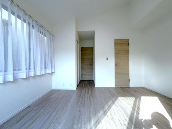townhouse 神奈川県横浜市西区南幸２丁目11番1号　横浜エム・エスビル ２階