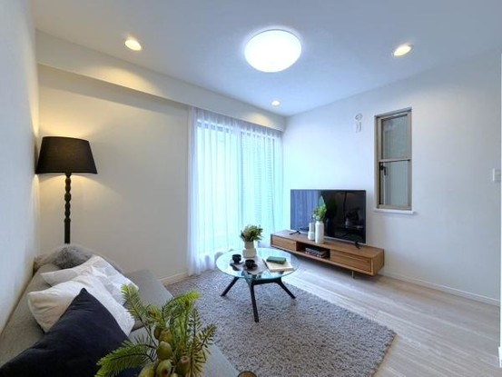 townhouse 神奈川県横浜市西区南幸２丁目11番1号　横浜エム・エスビル ２階
