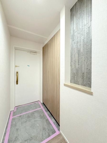apartment 神奈川県横浜市西区南幸２丁目11番1号　横浜エム・エスビル ２階