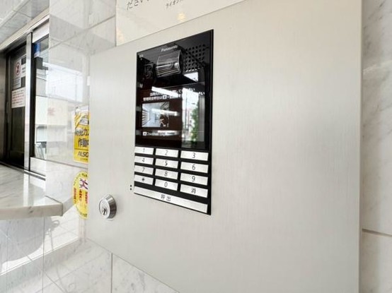 apartment 神奈川県横浜市西区南幸２丁目11番1号　横浜エム・エスビル ２階
