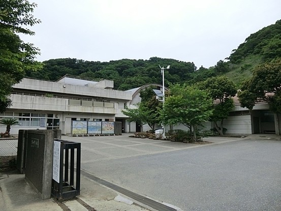 apartment 神奈川県三浦郡葉山町一色
地図を見る