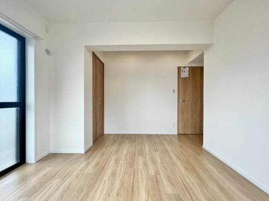 apartment 神奈川県三浦郡葉山町一色
地図を見る
