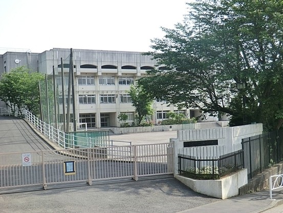 apartment 神奈川県横浜市西区南幸２丁目11番1号　横浜エム・エスビル ２階