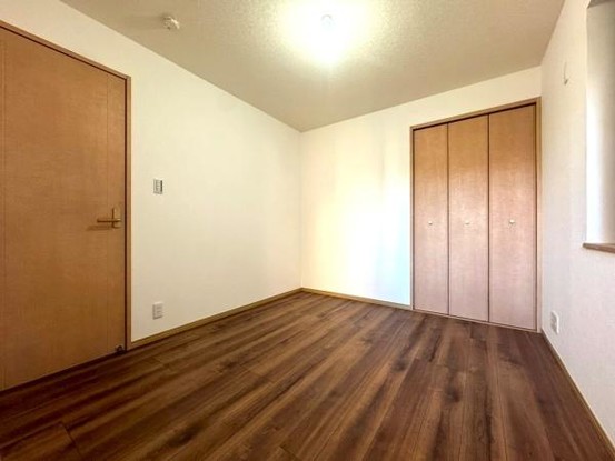townhouse 神奈川県横浜市西区南幸２丁目11番1号　横浜エム・エスビル ２階
