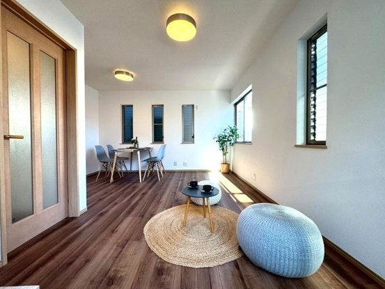 townhouse 神奈川県横浜市西区南幸２丁目11番1号　横浜エム・エスビル ２階