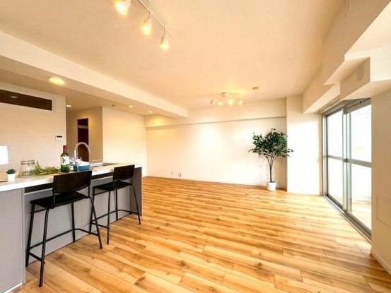 apartment 神奈川県横浜市西区南幸２丁目11番1号　横浜エム・エスビル ２階