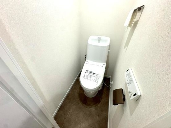 apartment 神奈川県横浜市西区南幸２丁目11番1号　横浜エム・エスビル ２階