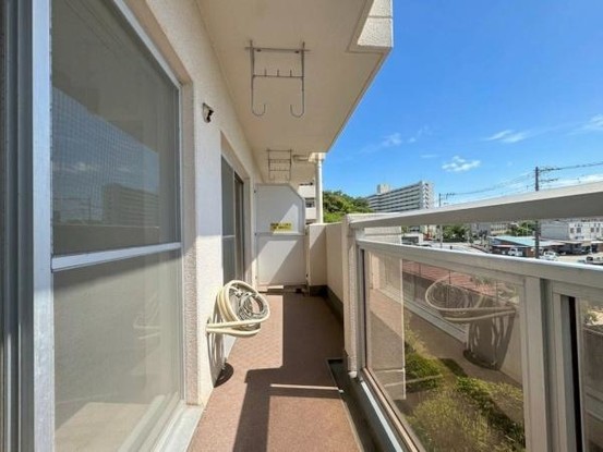apartment 神奈川県横浜市西区南幸２丁目11番1号　横浜エム・エスビル ２階