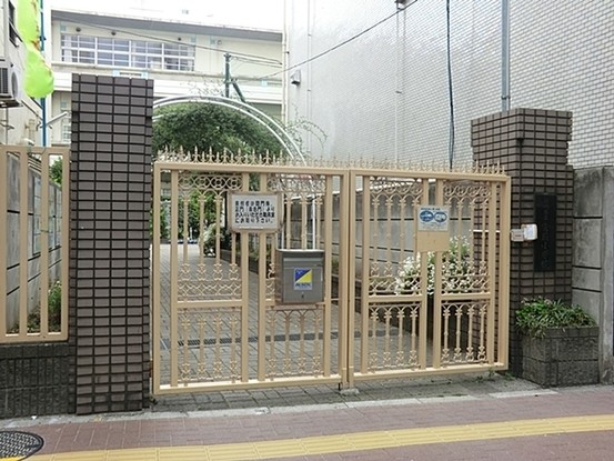 apartment 神奈川県横浜市西区南幸２丁目11番1号　横浜エム・エスビル ２階