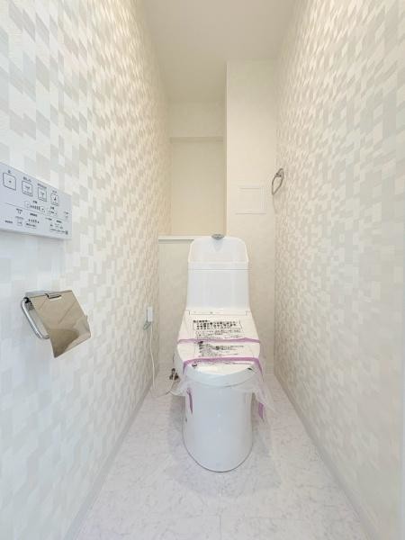apartment 神奈川県横浜市西区南幸２丁目11番1号　横浜エム・エスビル ２階