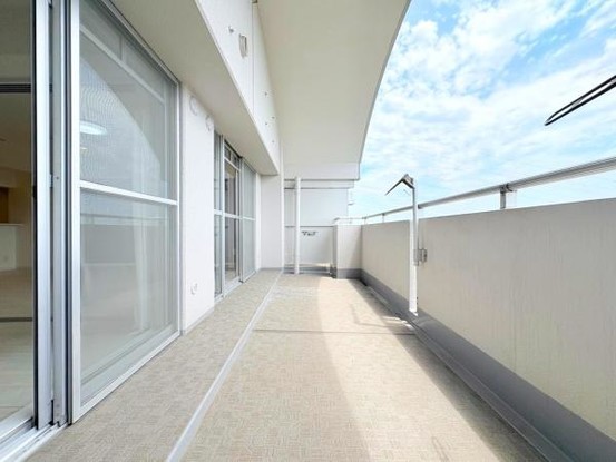 apartment 神奈川県横浜市西区南幸２丁目11番1号　横浜エム・エスビル ２階