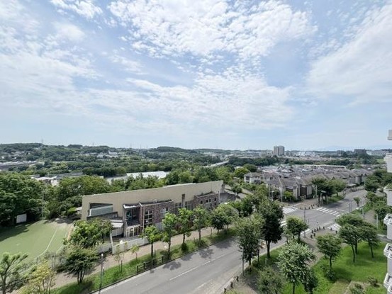 apartment 神奈川県横浜市西区南幸２丁目11番1号　横浜エム・エスビル ２階