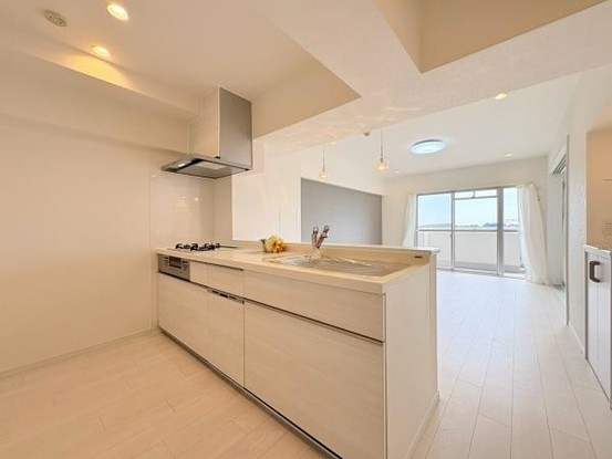 apartment 神奈川県横浜市西区南幸２丁目11番1号　横浜エム・エスビル ２階