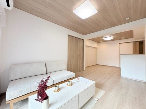 apartment 神奈川県横浜市西区南幸２丁目11番1号　横浜エム・エスビル ２階