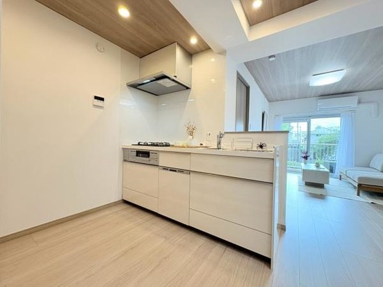 apartment 神奈川県横浜市西区南幸２丁目11番1号　横浜エム・エスビル ２階