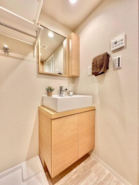 apartment 埼玉県草加市中央２丁目15-8　null
