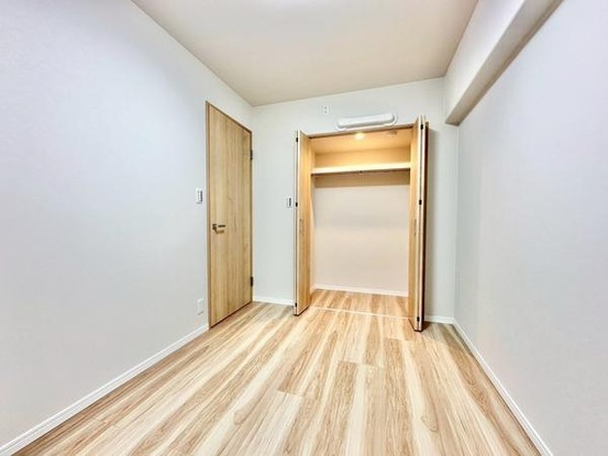apartment 埼玉県草加市中央２丁目15-8　null