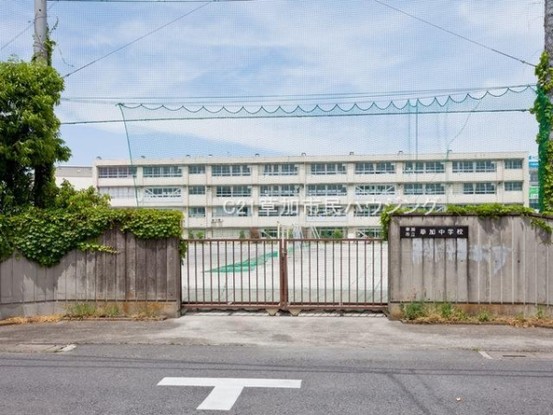 apartment 埼玉県草加市中央２丁目15-8　null