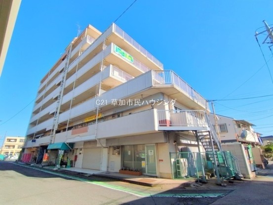 apartment 埼玉県草加市中央２丁目15-8　null