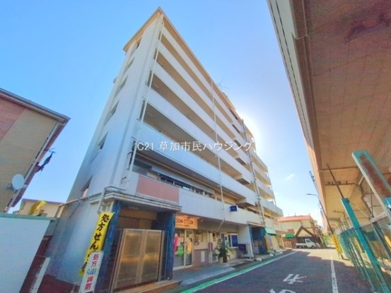apartment 埼玉県草加市中央２丁目15-8　null