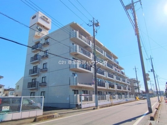 apartment 埼玉県草加市中央２丁目15-8　null